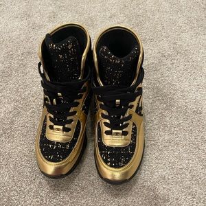 Chanel shoes, size 39